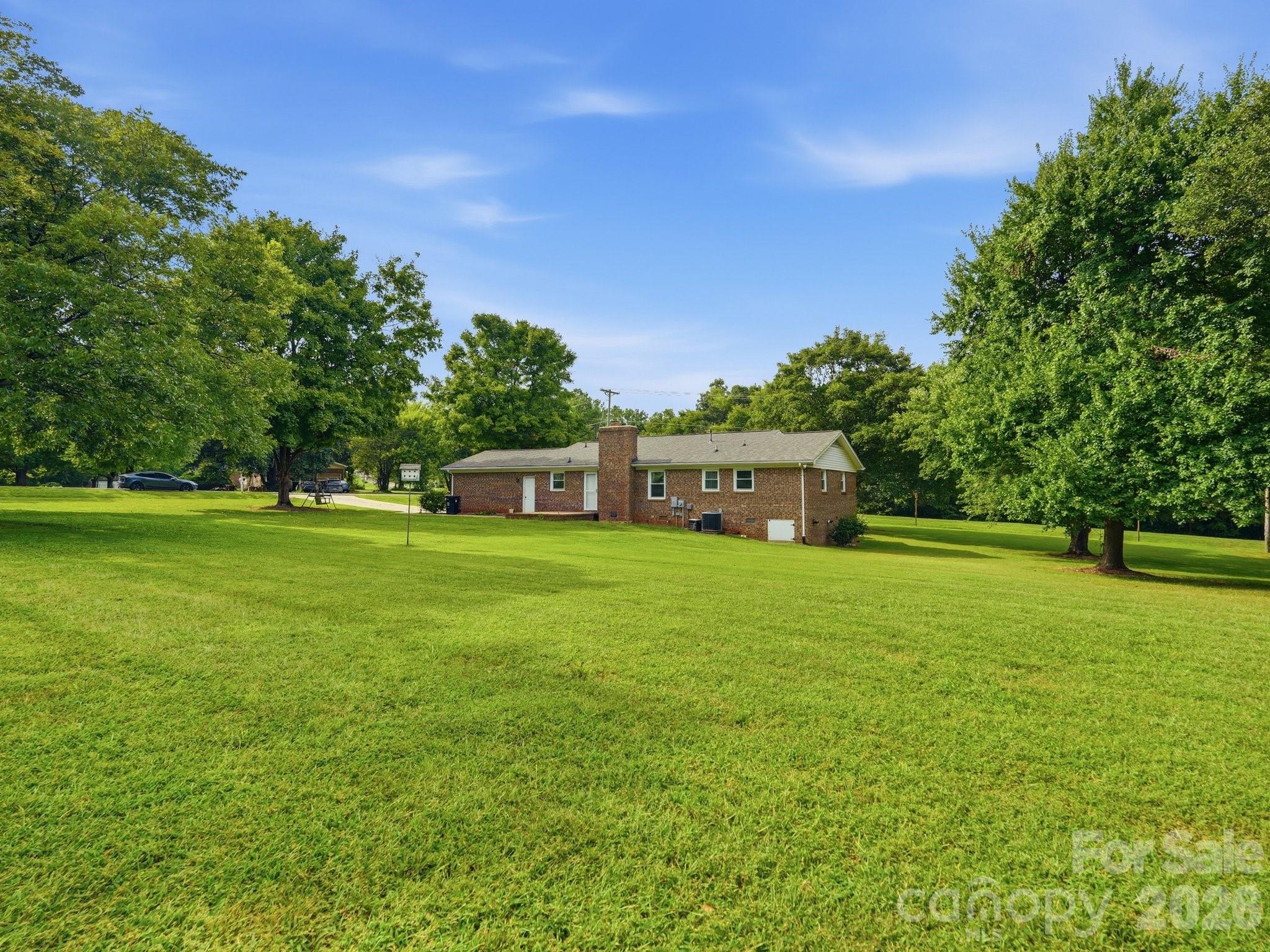 1807 NW Alamance Drive #103 — Concord