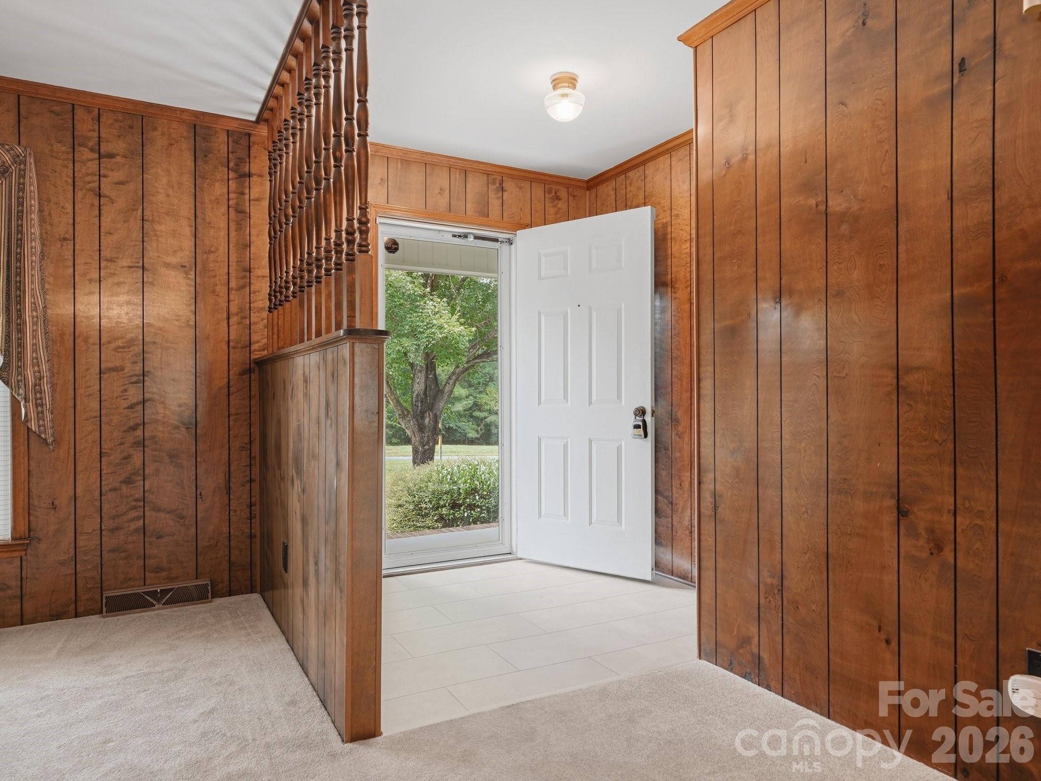 1807 NW Alamance Drive #103 — Concord