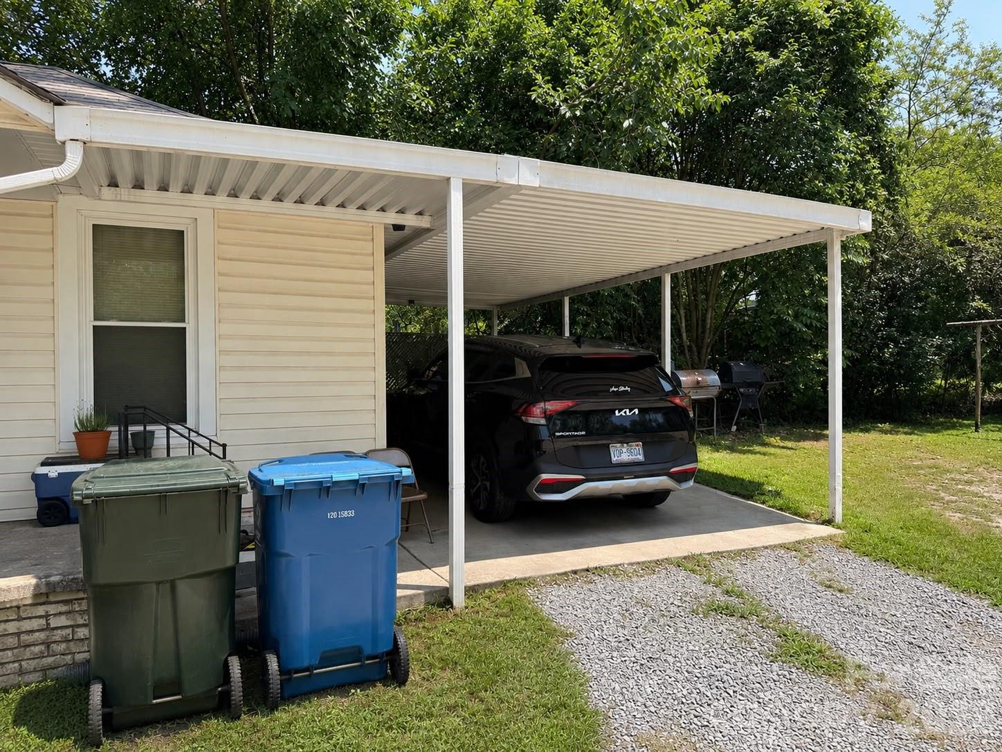 611 W Monroe Street — Salisbury
