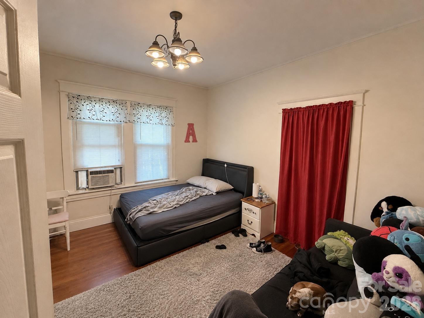 611 W Monroe Street — Salisbury