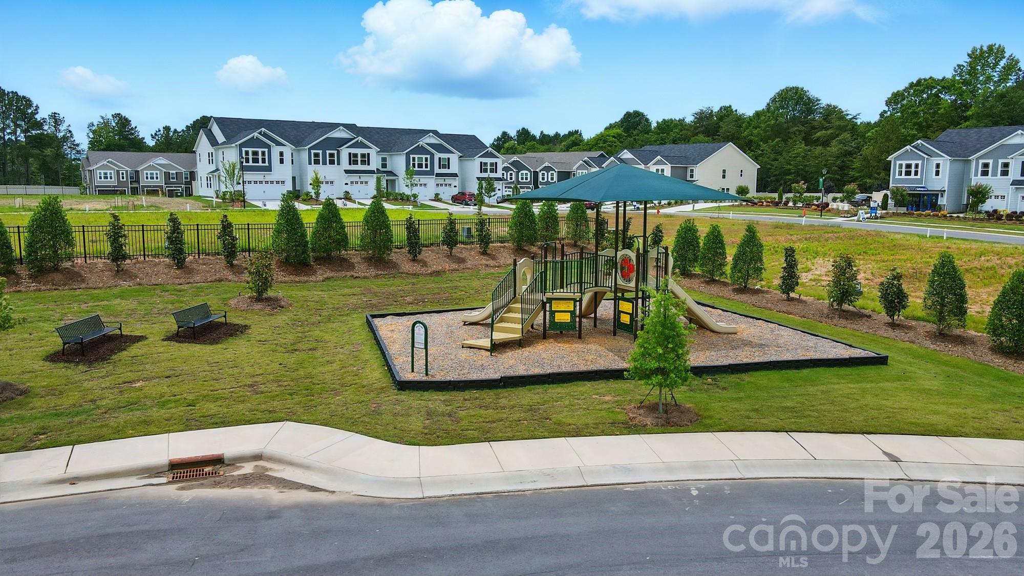 339 Laura Elizabeth Lane — Clover