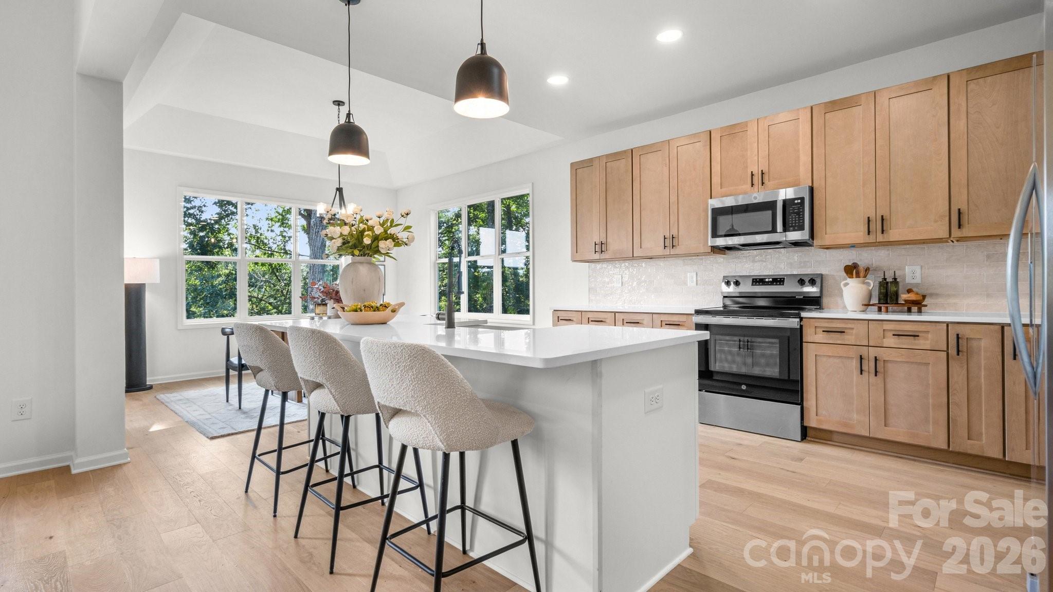 3800 Erskine Woods Drive — Bessemer City