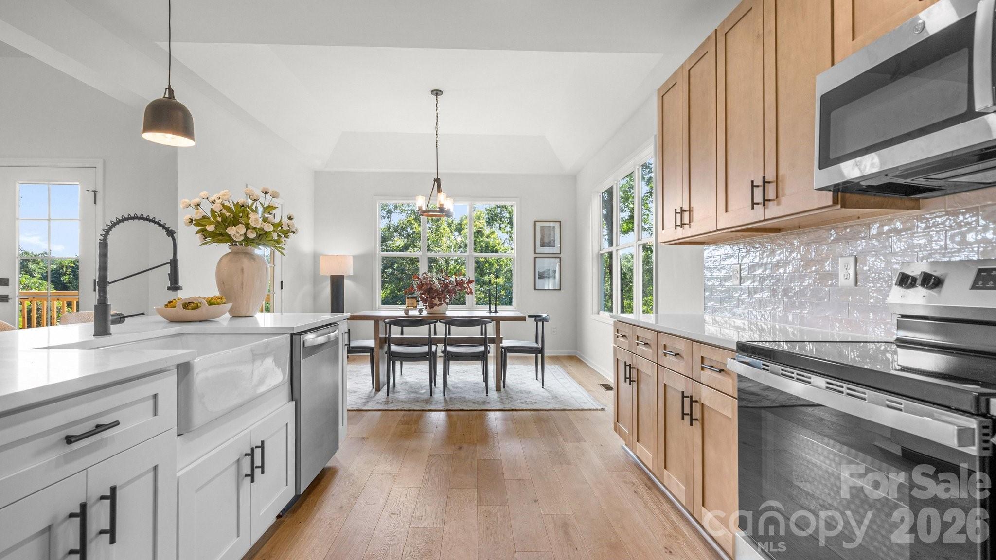 3800 Erskine Woods Drive — Bessemer City