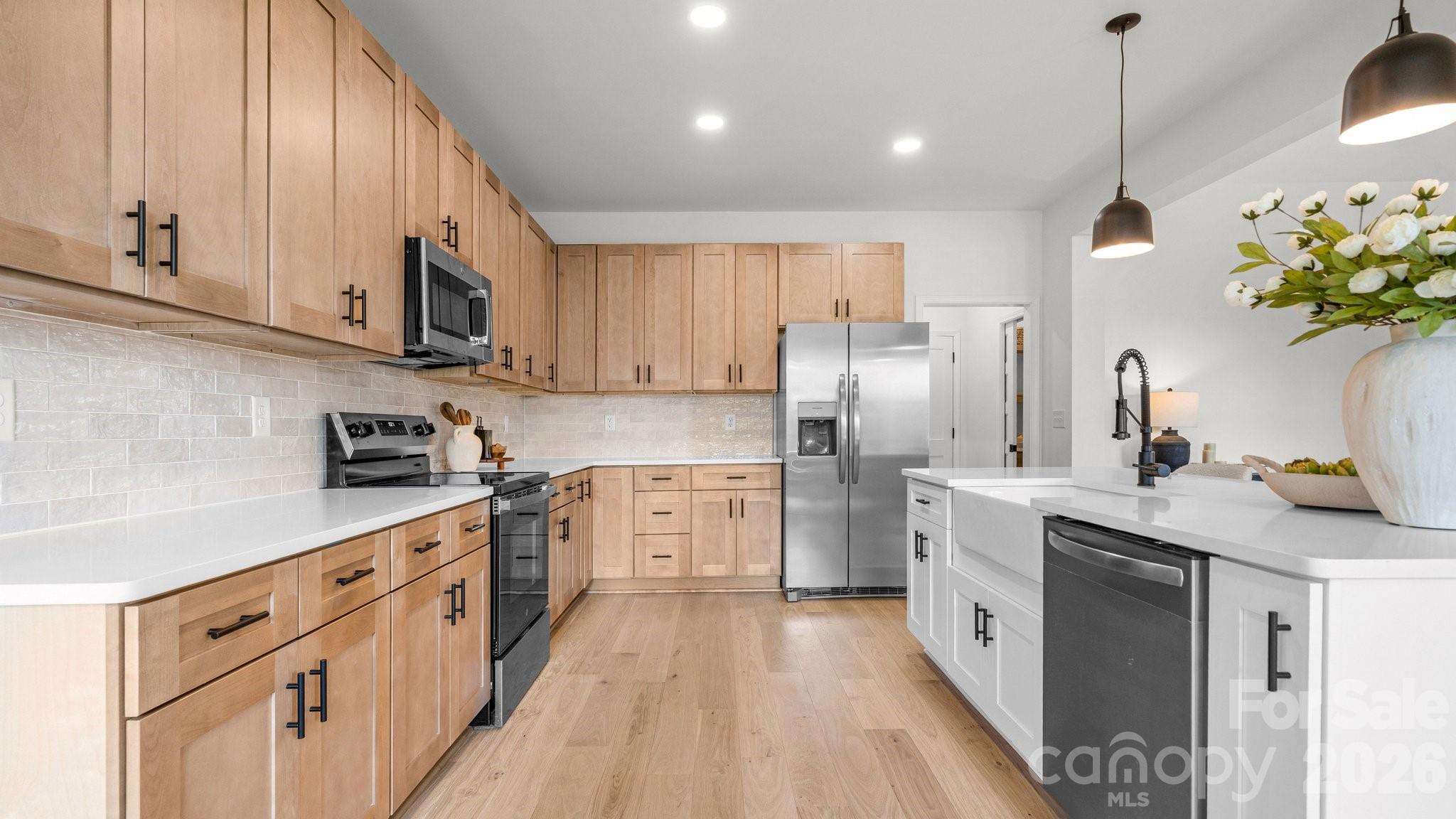 3800 Erskine Woods Drive — Bessemer City
