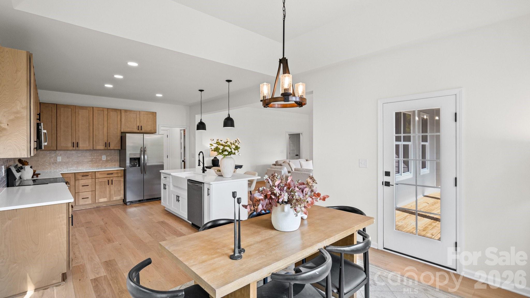 3800 Erskine Woods Drive — Bessemer City