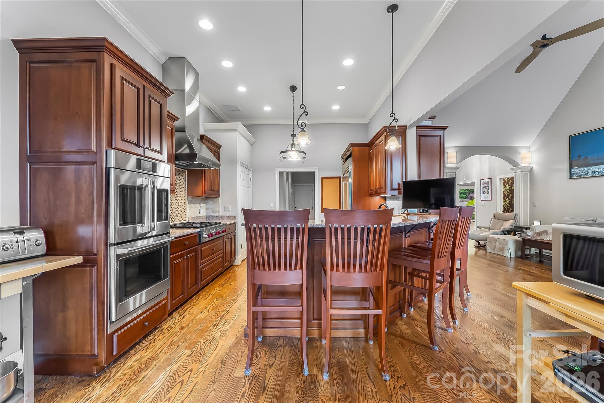 293 Bear Cliff Drive — Nebo