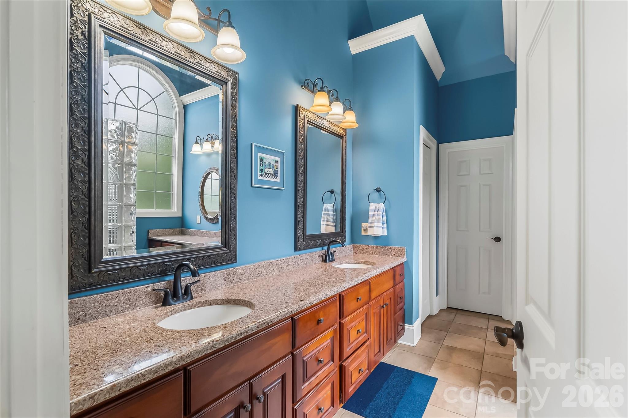 293 Bear Cliff Drive — Nebo
