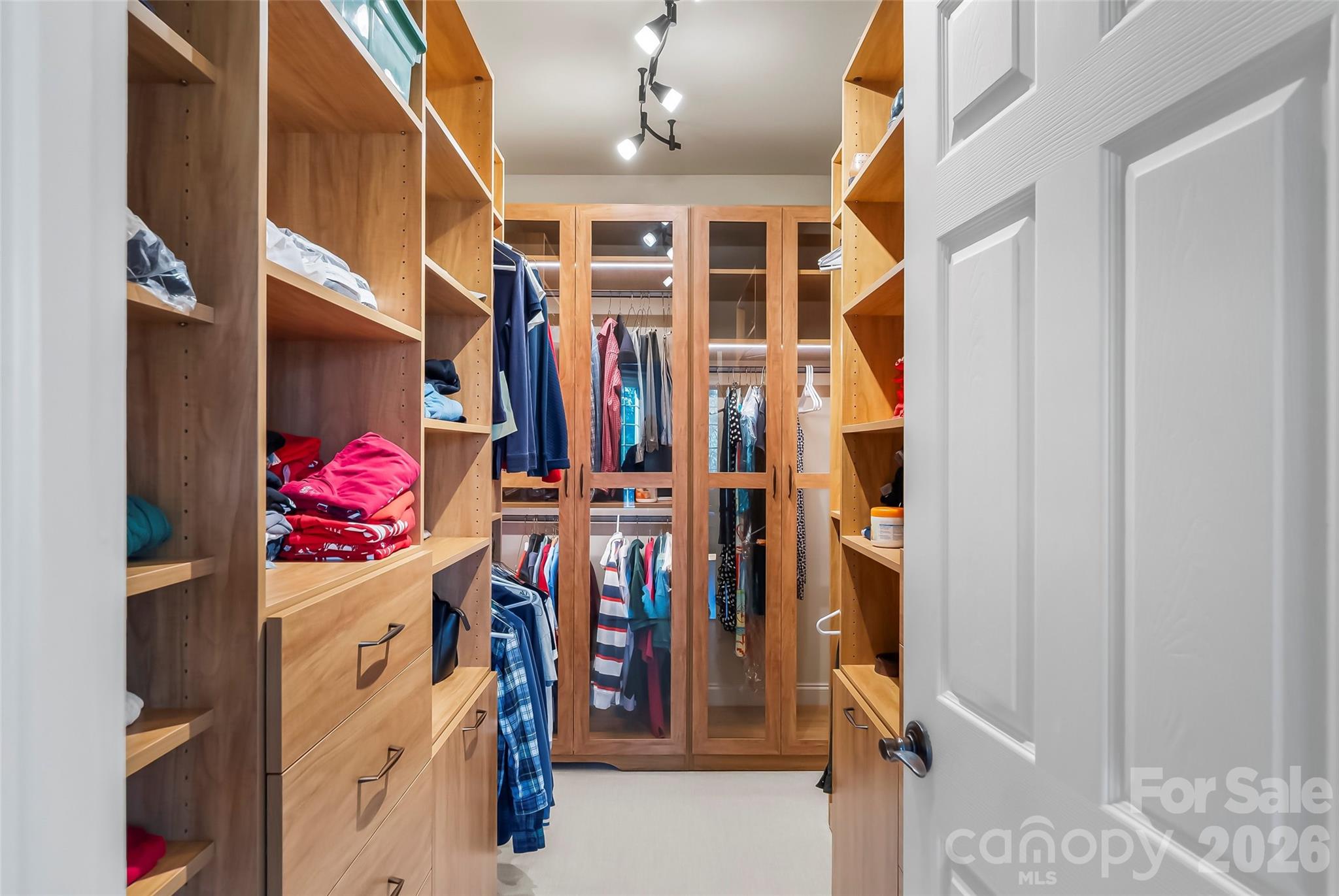 293 Bear Cliff Drive — Nebo