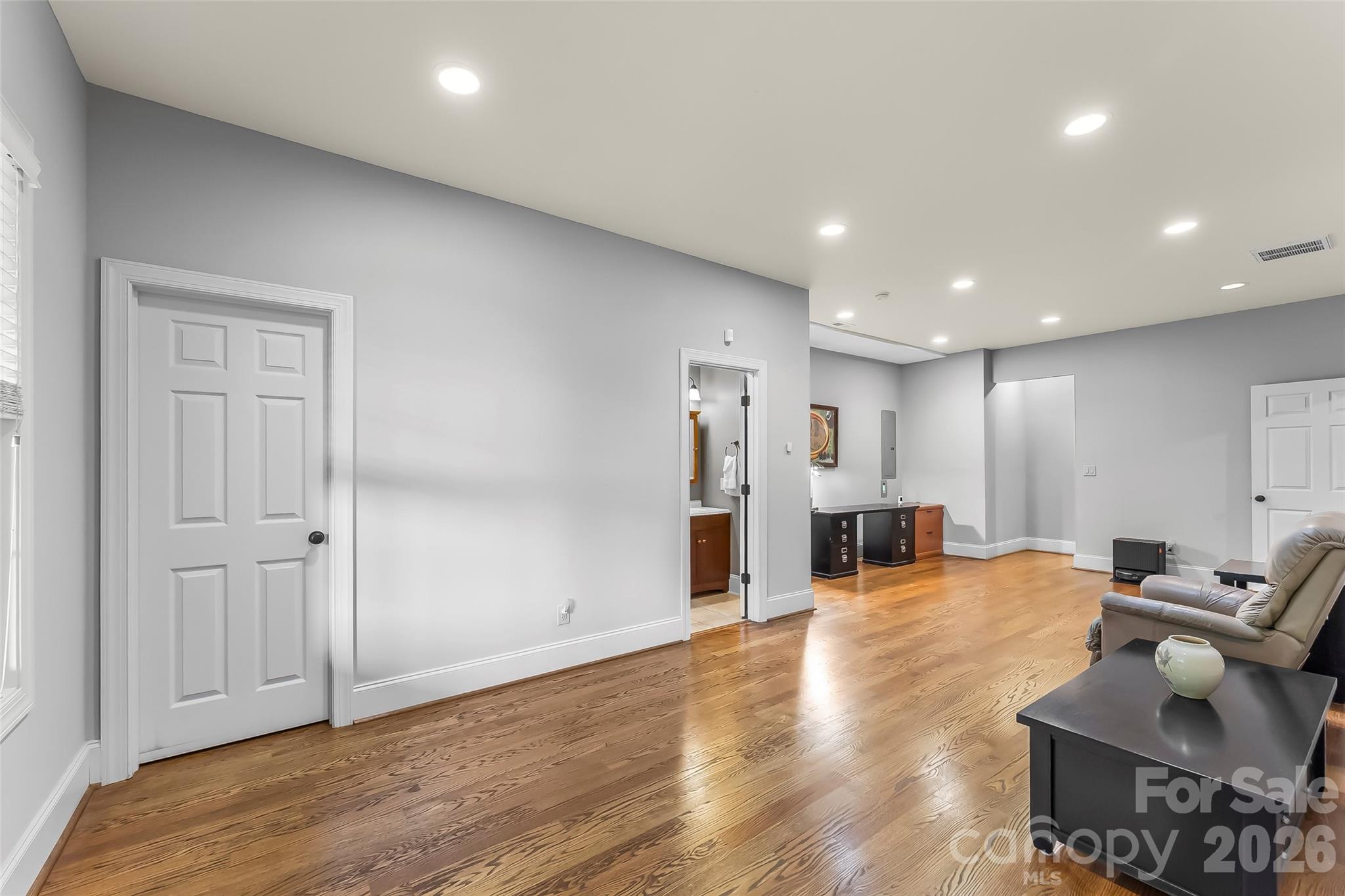293 Bear Cliff Drive — Nebo