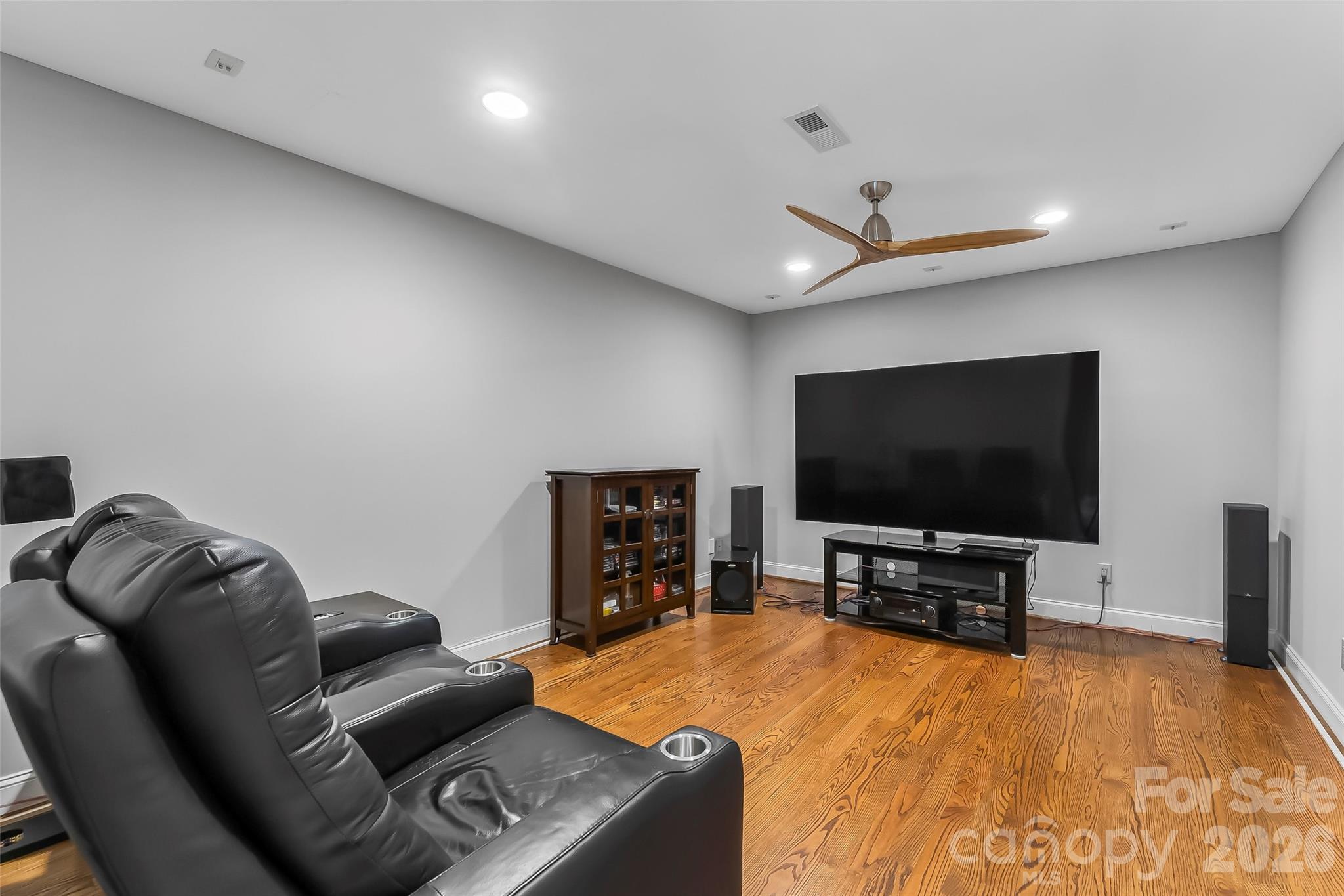 293 Bear Cliff Drive — Nebo
