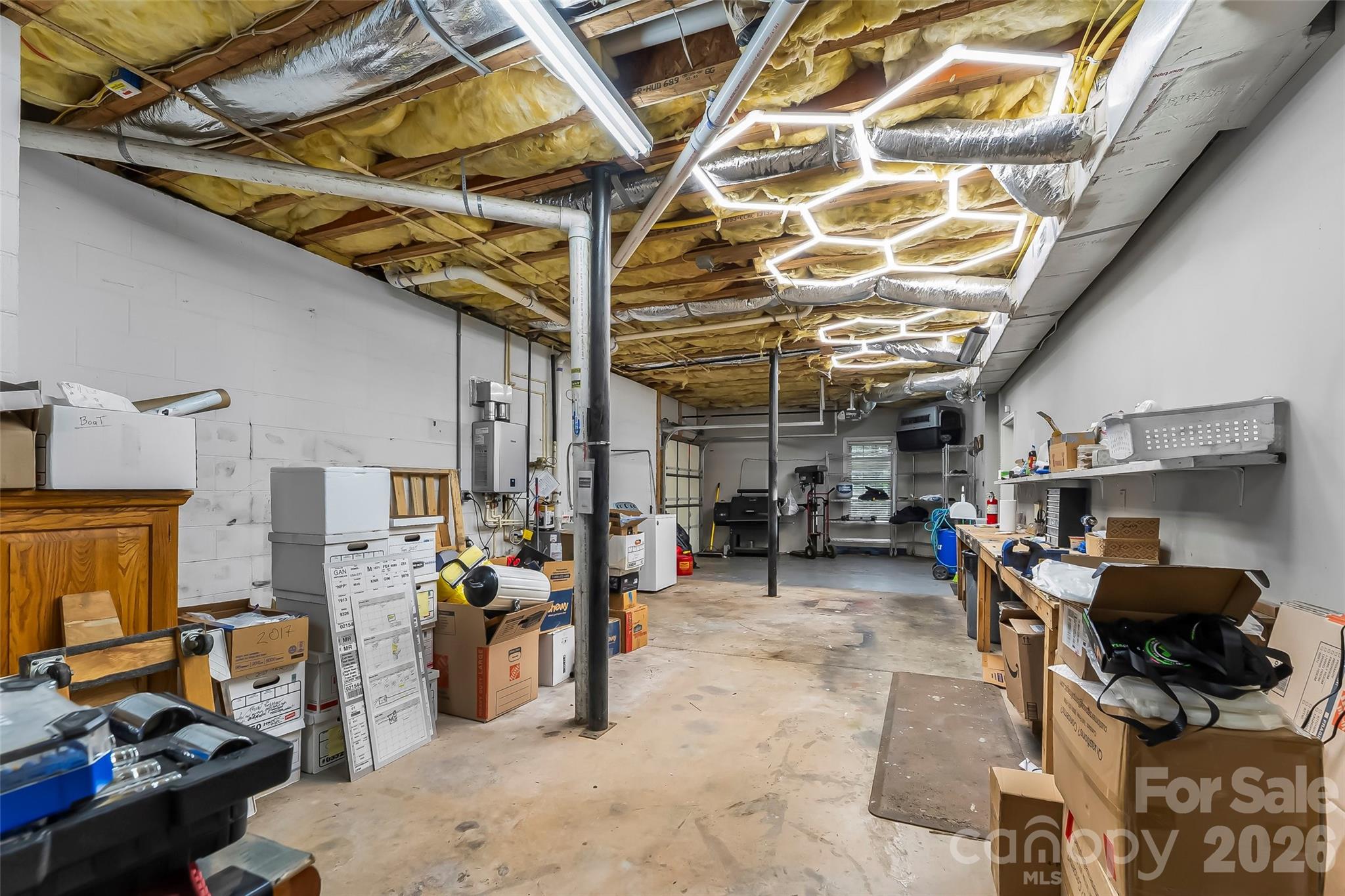 293 Bear Cliff Drive — Nebo