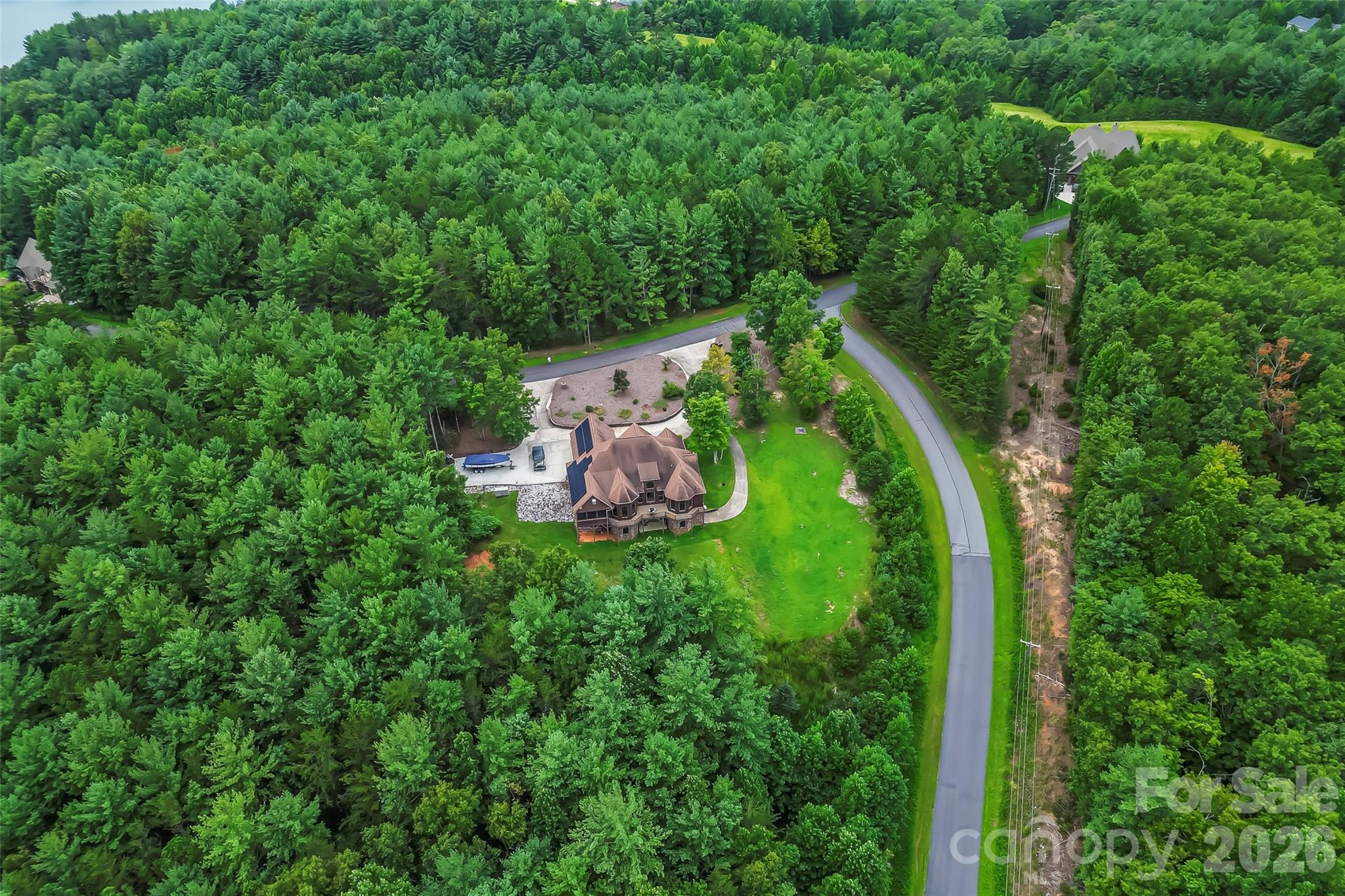 293 Bear Cliff Drive — Nebo
