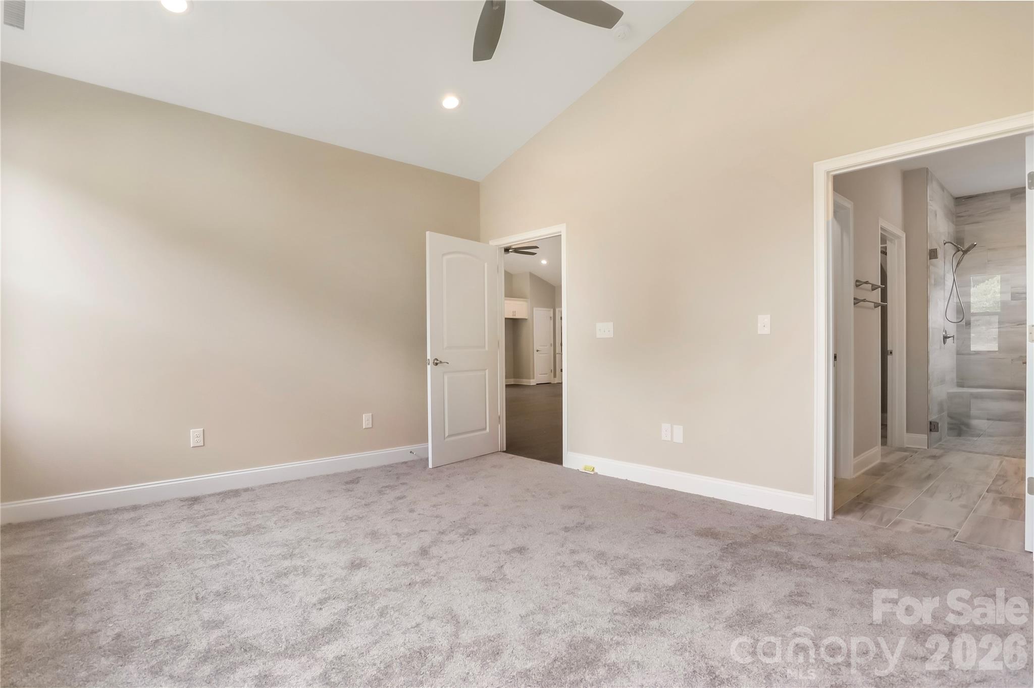 827B Wynnshire Drive #65 — Hickory