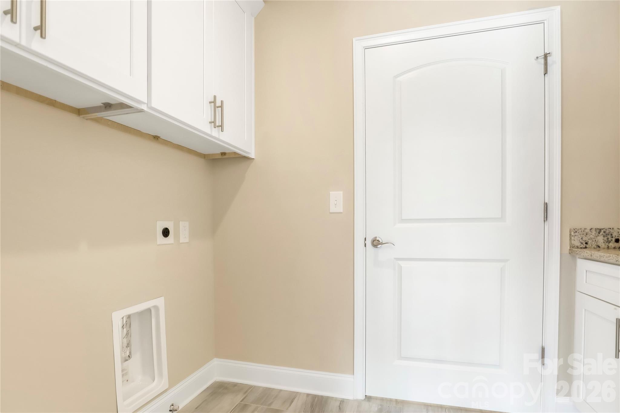 827B Wynnshire Drive #65 — Hickory