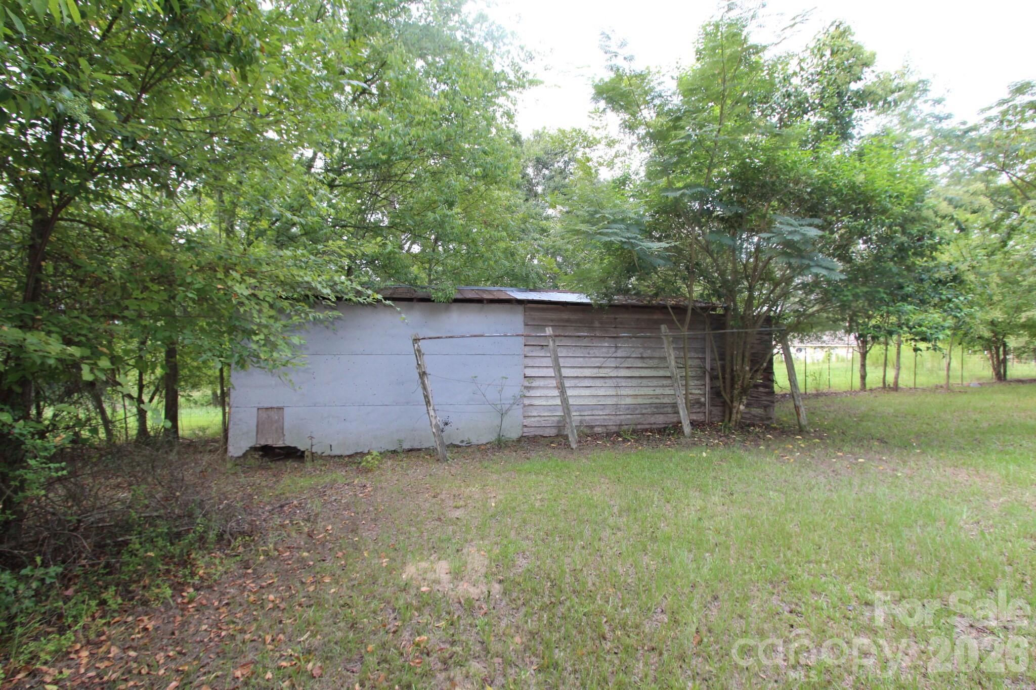368 HWY 145 Highway N — Chesterfield