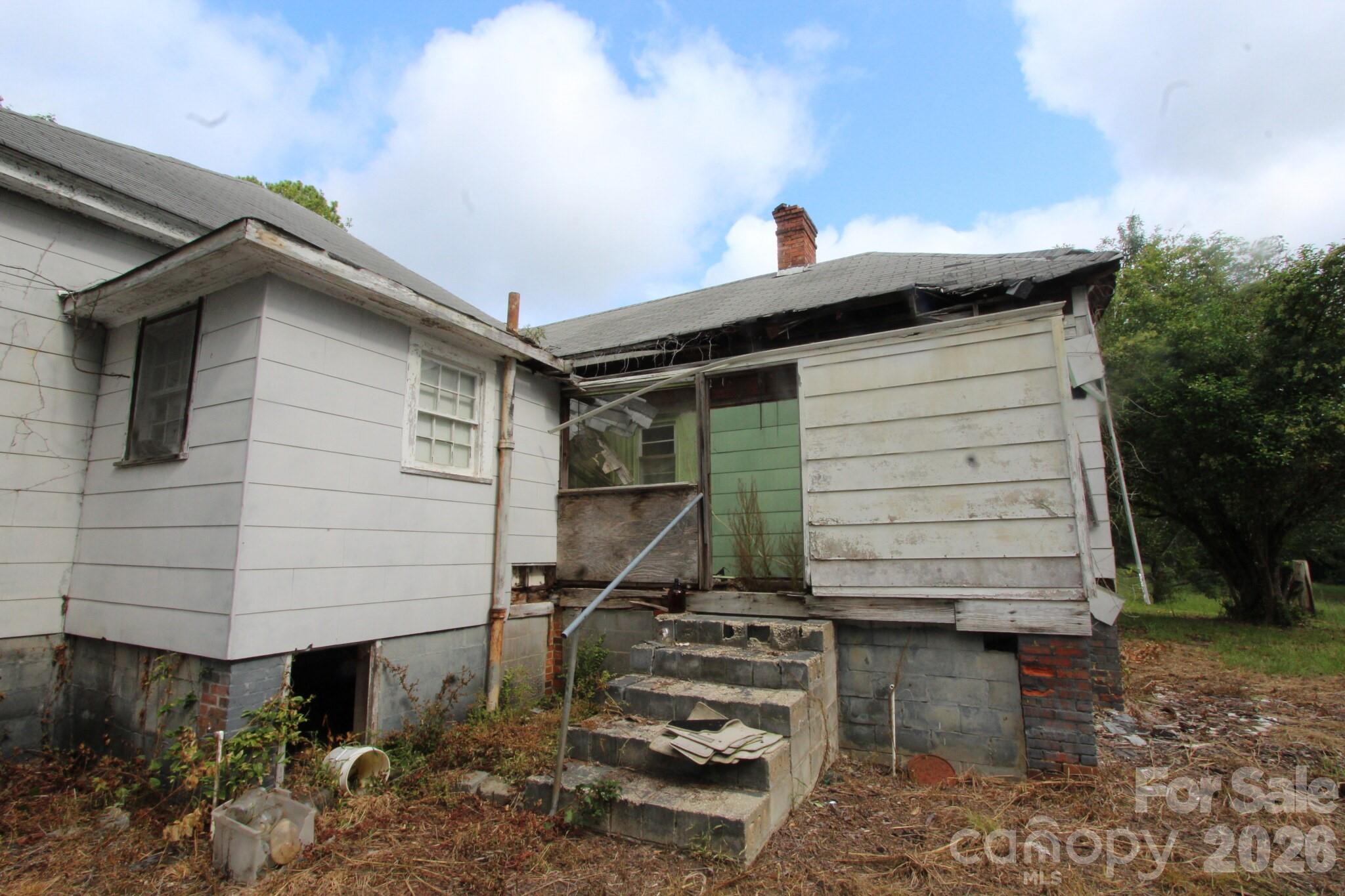 368 HWY 145 Highway N — Chesterfield