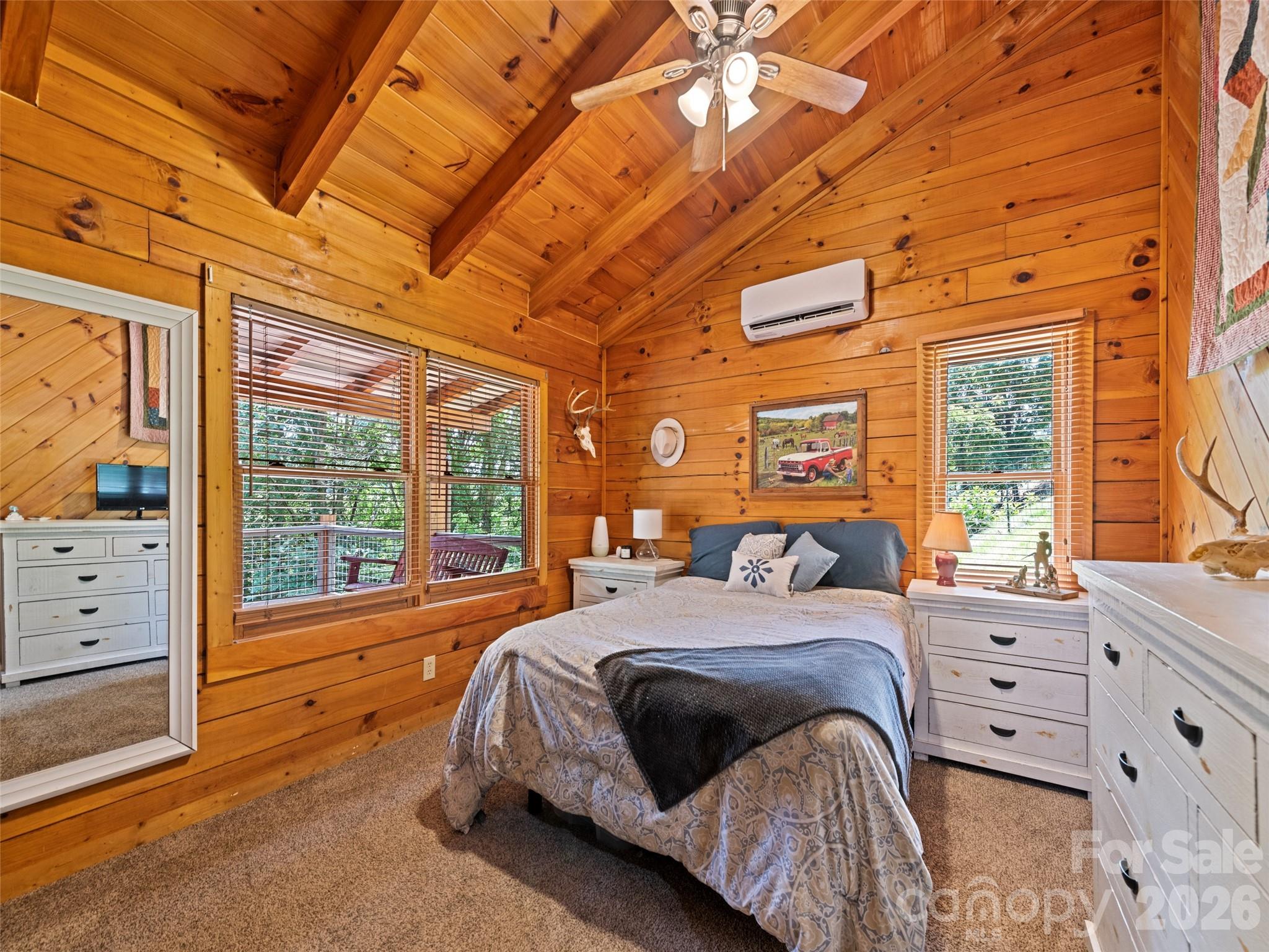 367 Robinson Road — Clyde