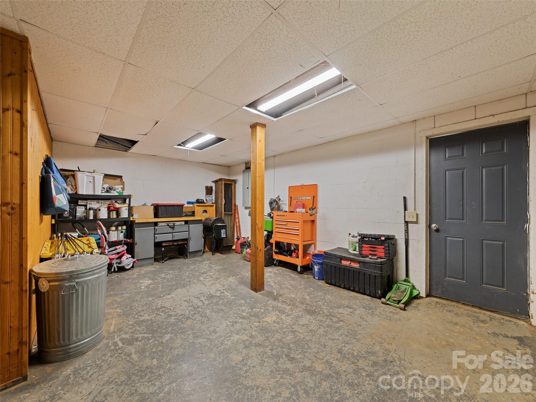 367 Robinson Road — Clyde