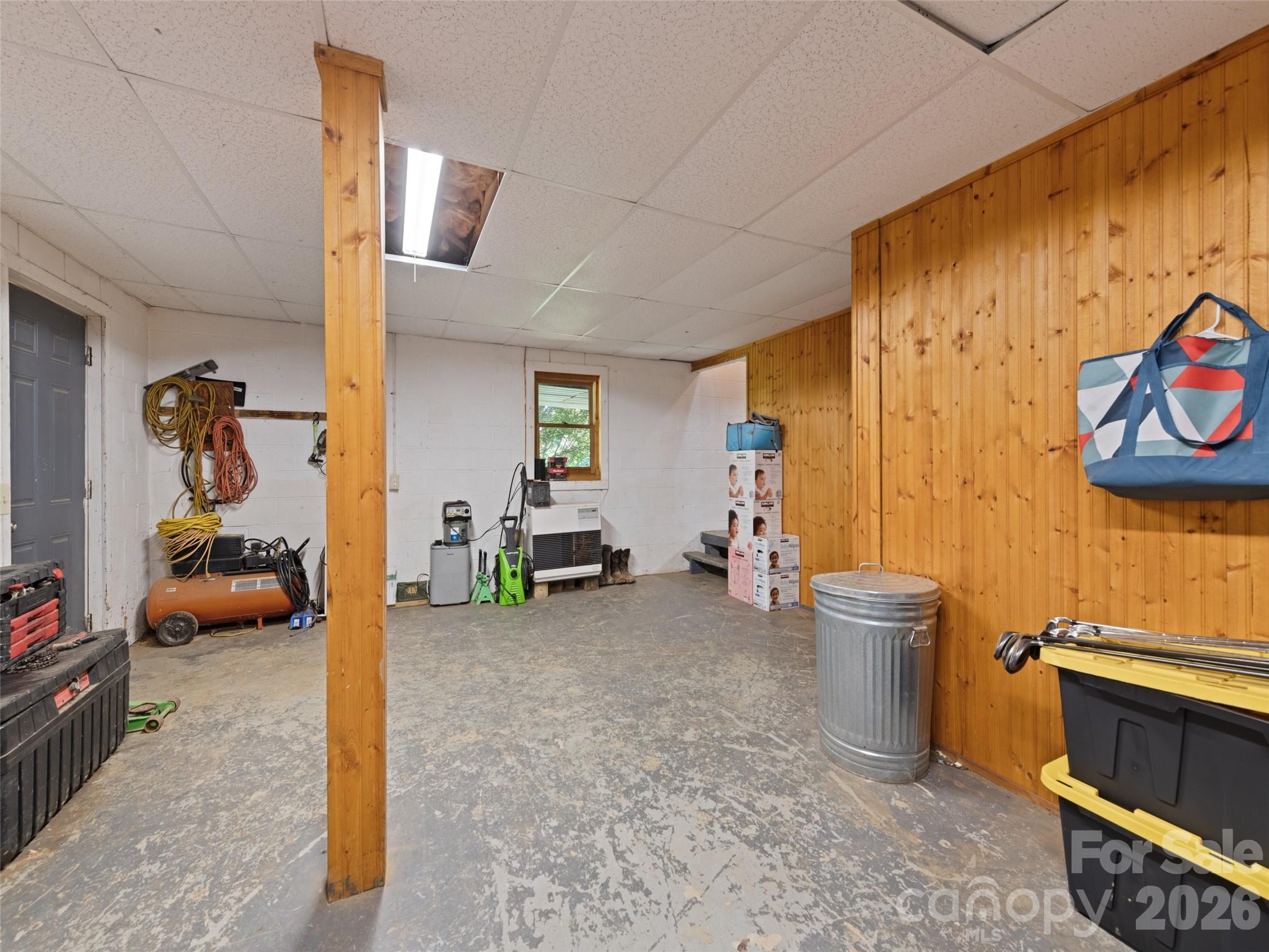 367 Robinson Road — Clyde