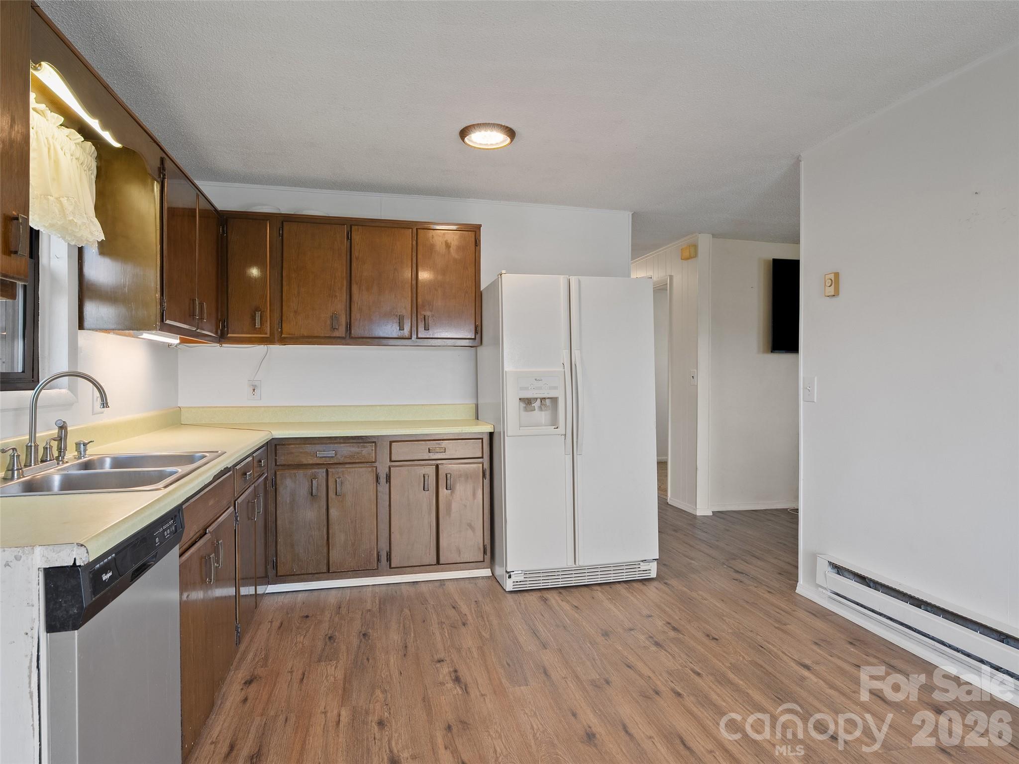 83 Rocky Street — Canton