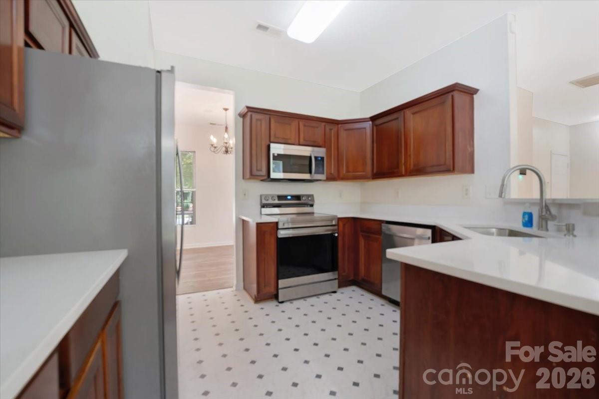 423 Mountain Quail Drive — Charlotte
