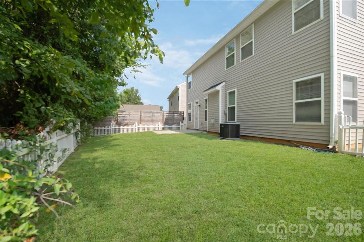 423 Mountain Quail Drive — Charlotte