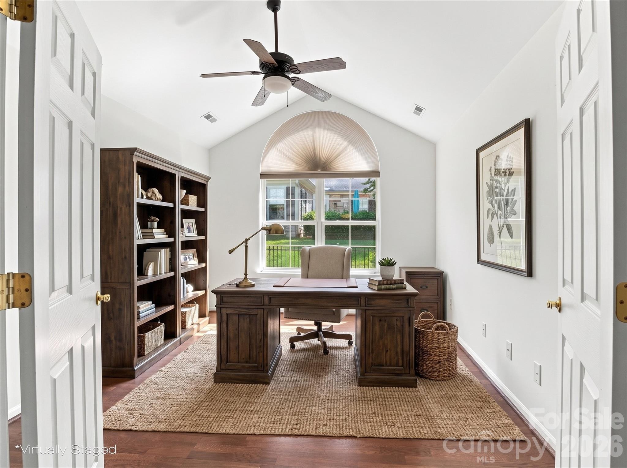 821 Ledgestone Court — Tega Cay