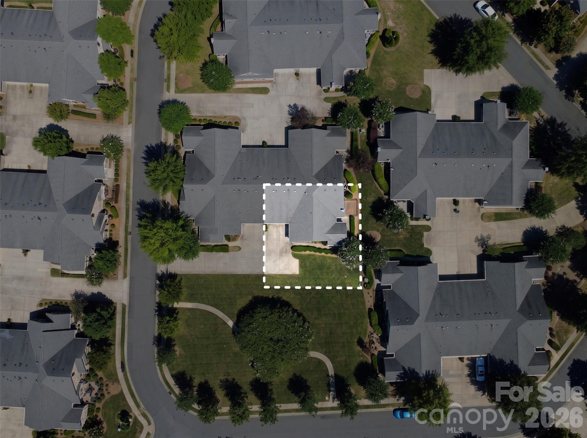 821 Ledgestone Court — Tega Cay
