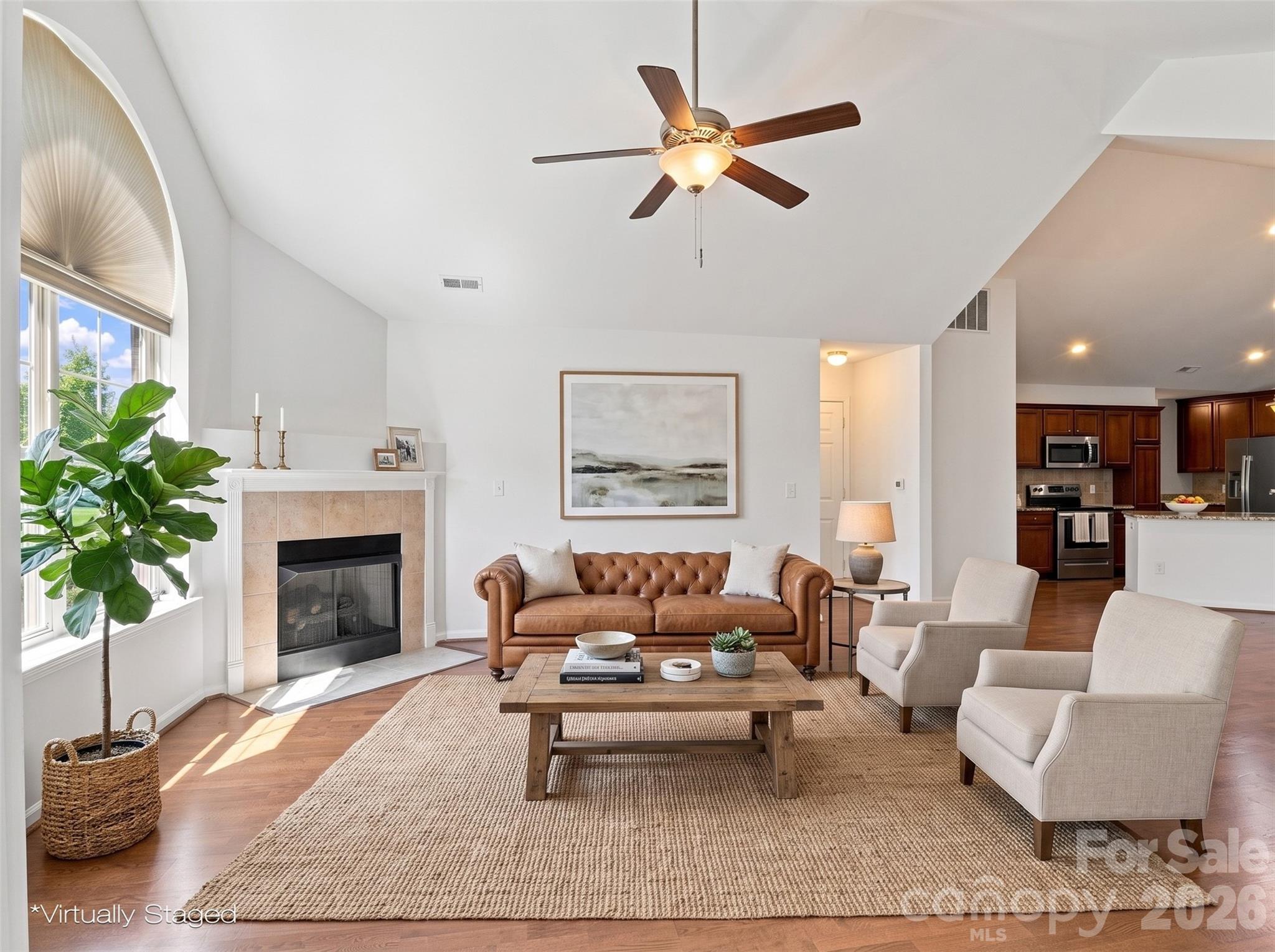 821 Ledgestone Court — Tega Cay