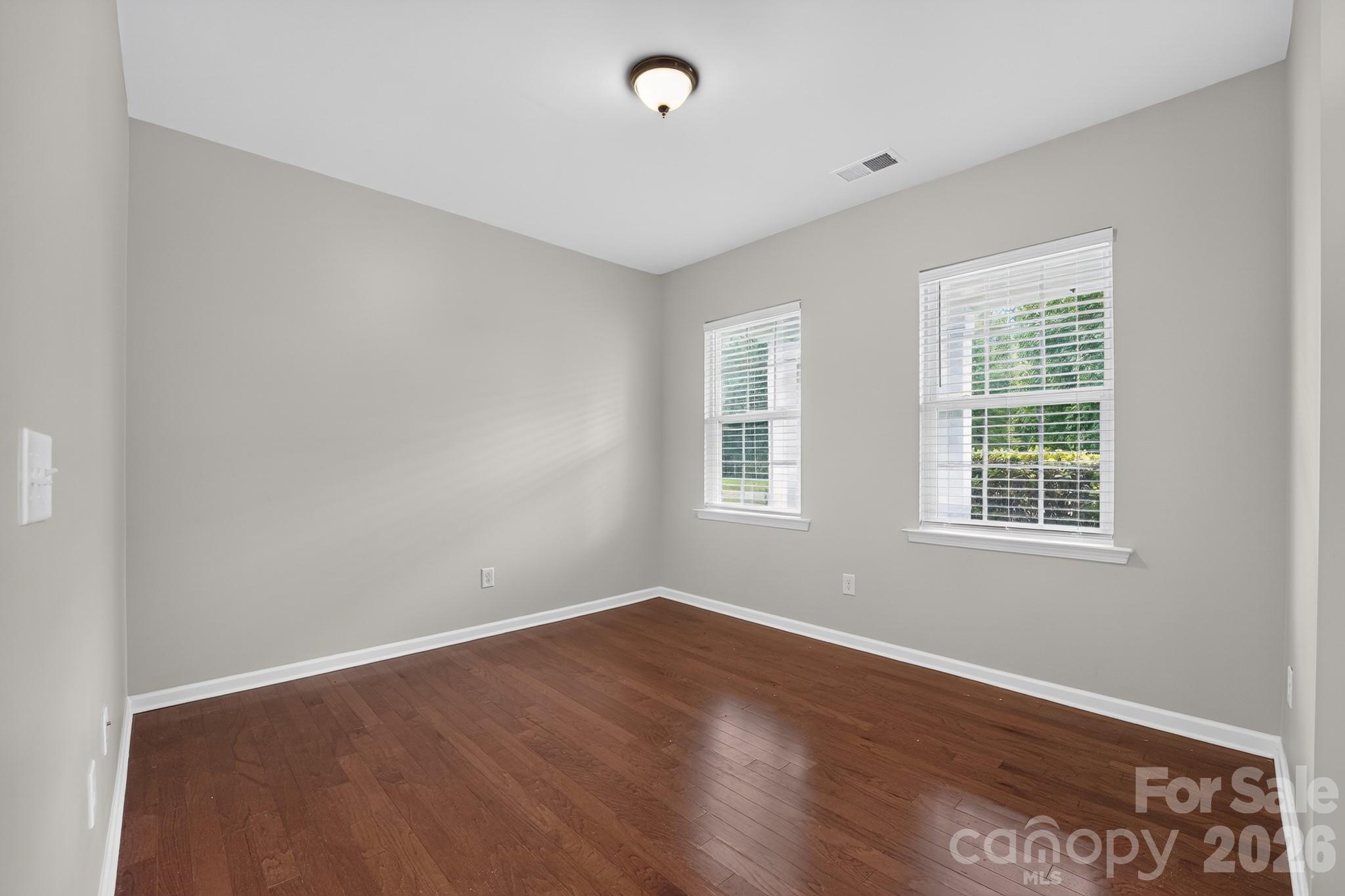 8224 Kelburn Lane — Charlotte