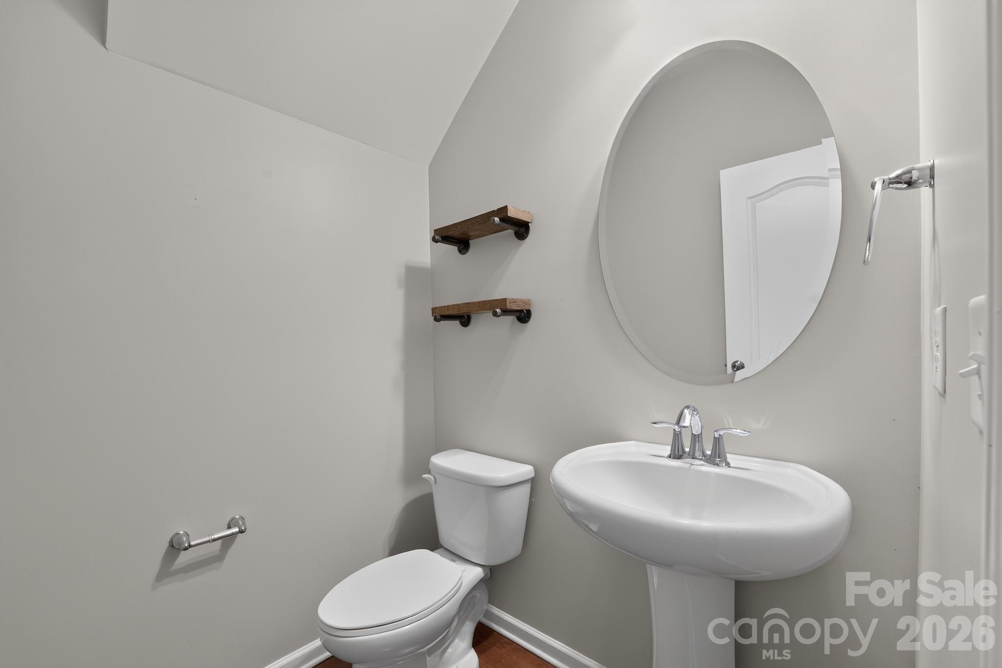 8224 Kelburn Lane — Charlotte