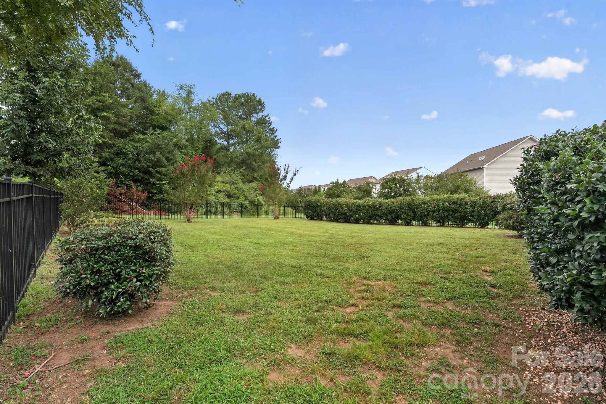 8224 Kelburn Lane — Charlotte