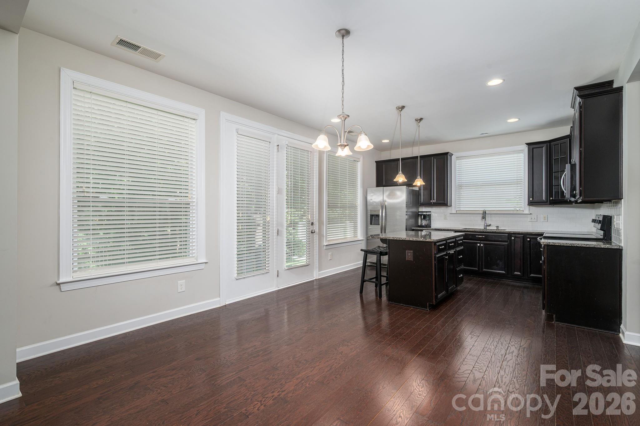 424 Planters Way — Mount Holly