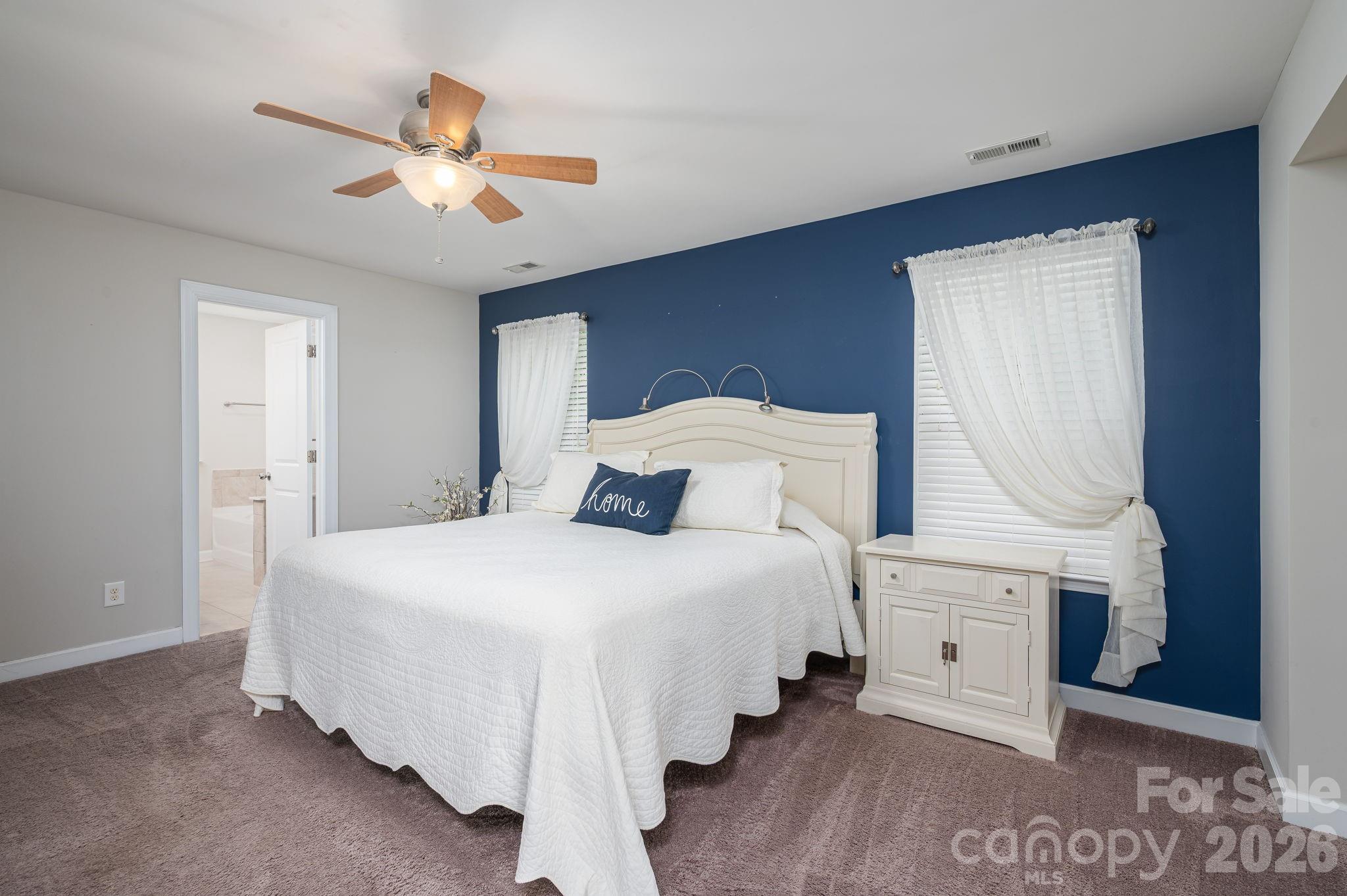 424 Planters Way — Mount Holly