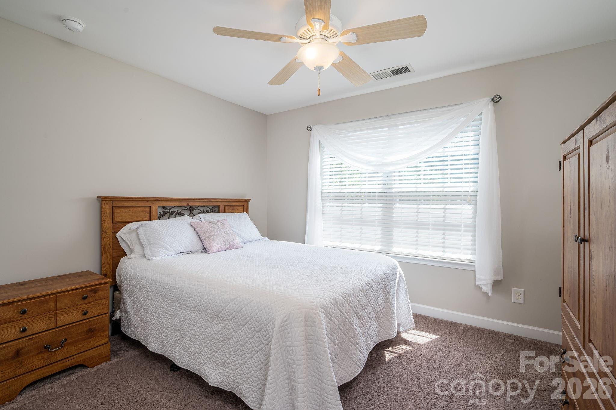 424 Planters Way — Mount Holly