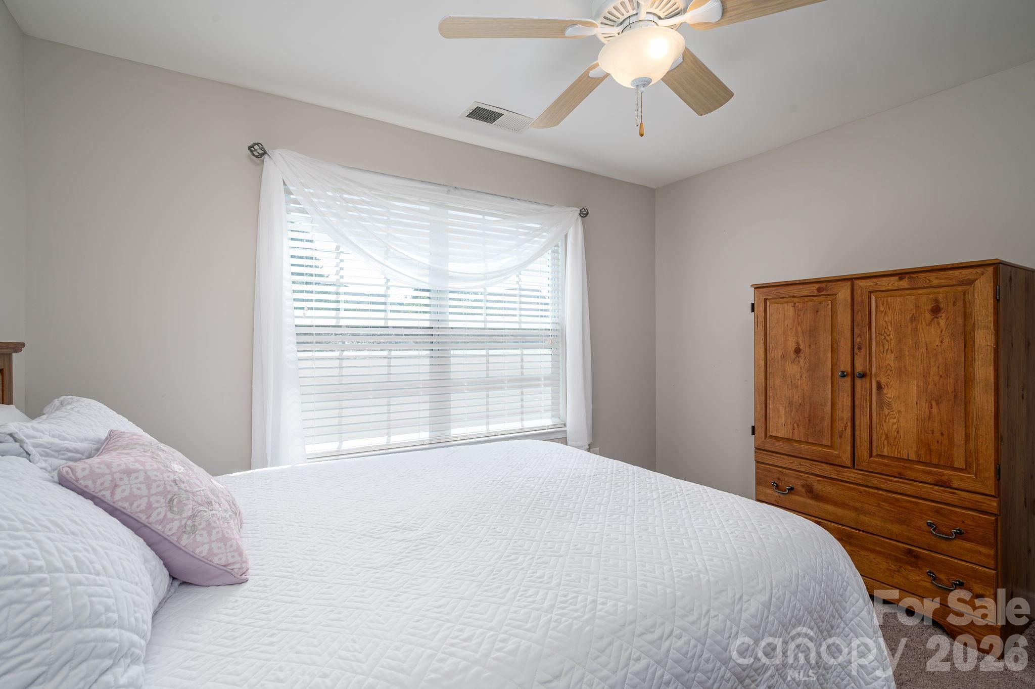 424 Planters Way — Mount Holly