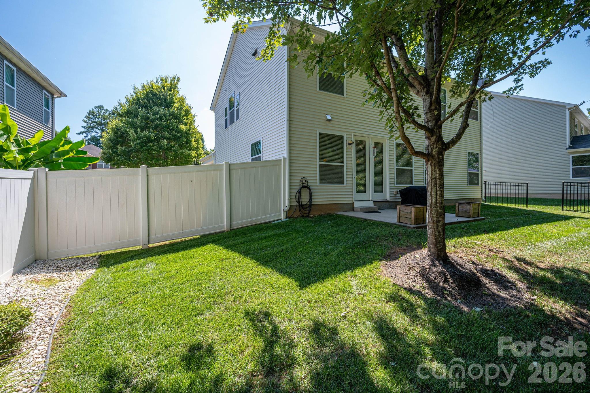 424 Planters Way — Mount Holly