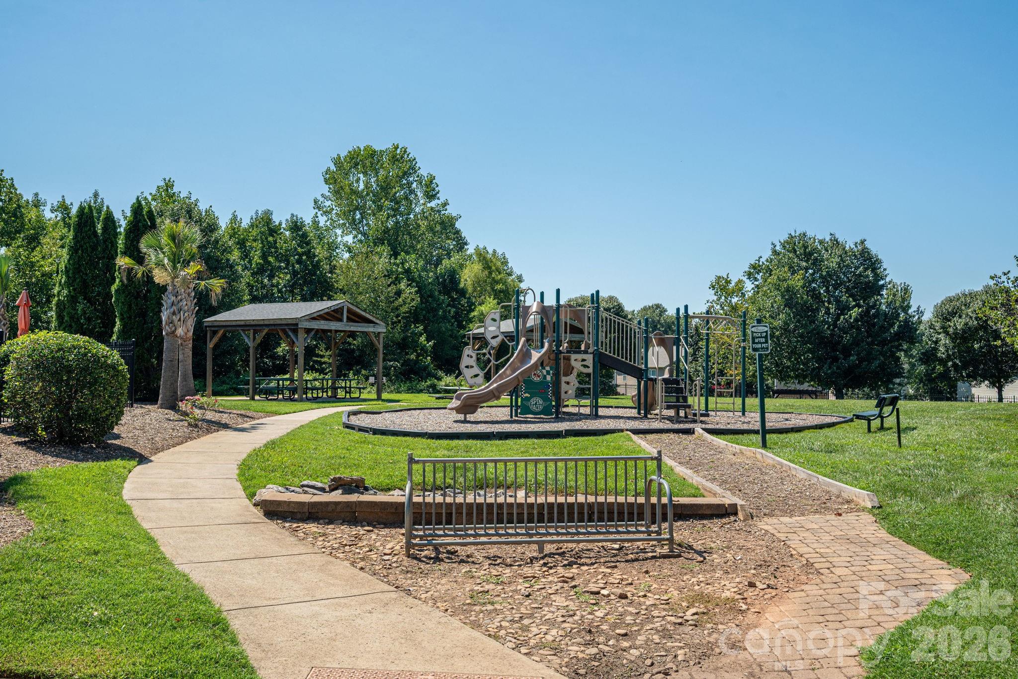 424 Planters Way — Mount Holly