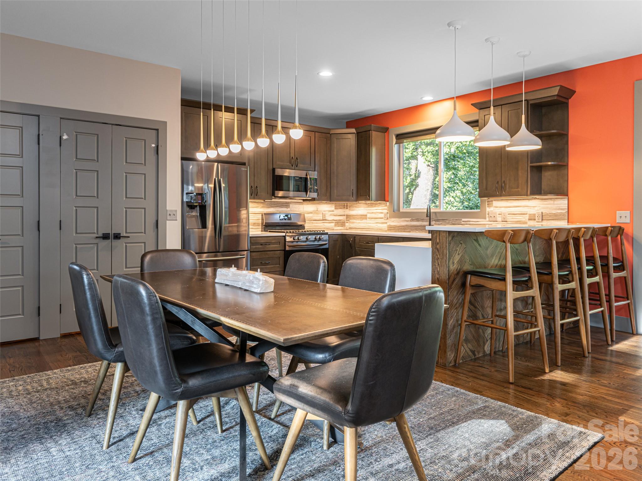 158 Riverview Drive — Asheville
