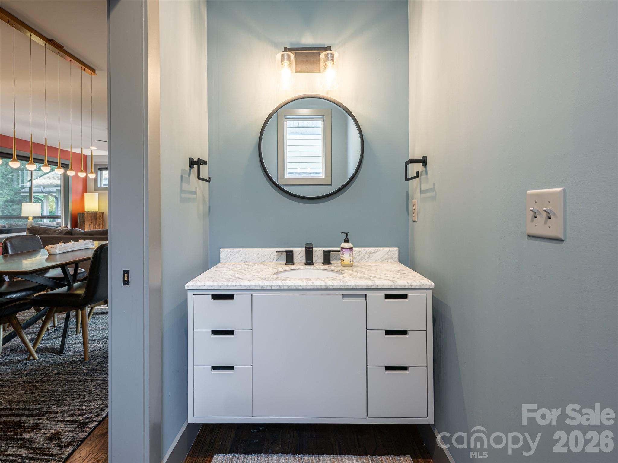 158 Riverview Drive — Asheville
