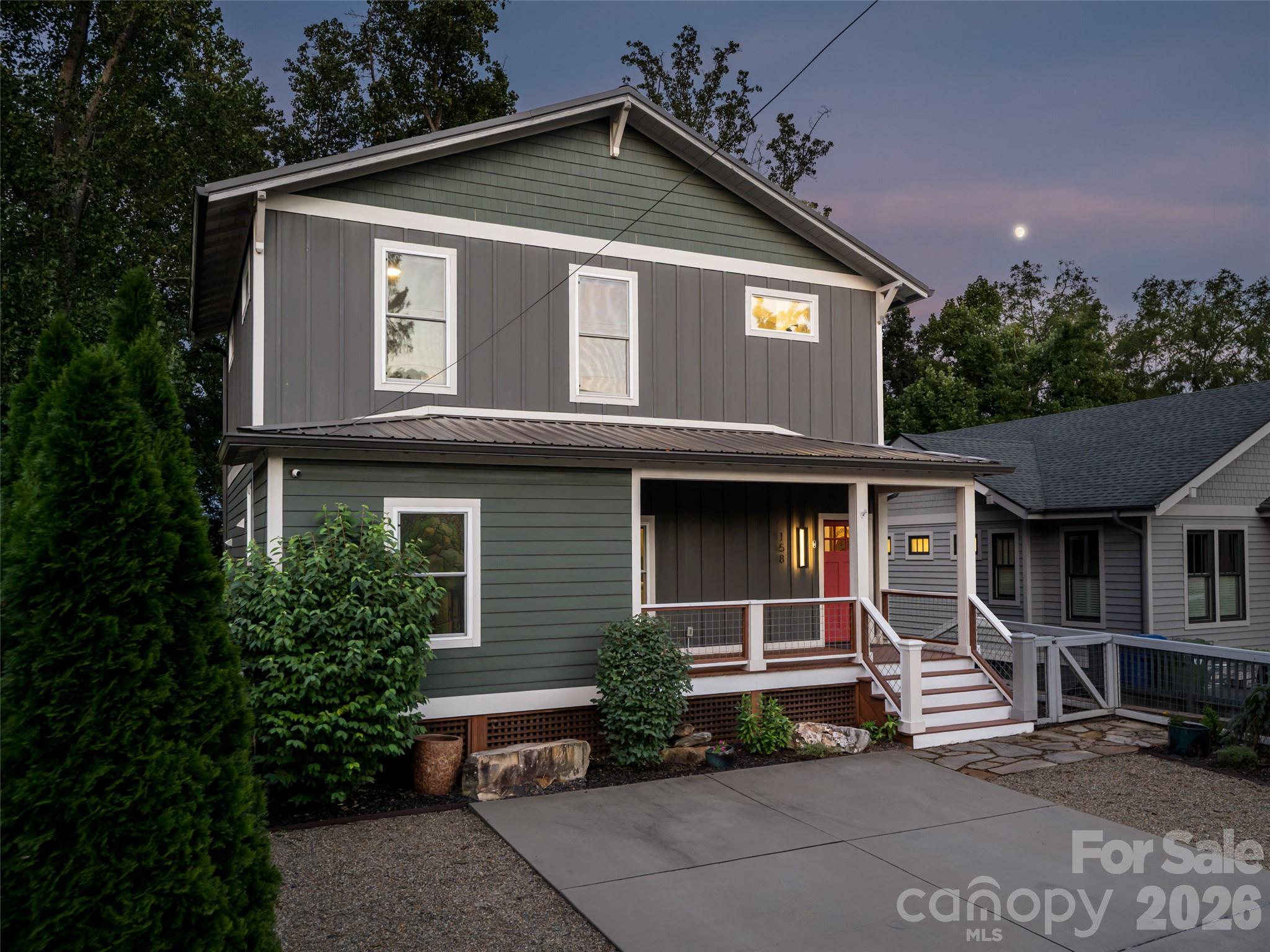 158 Riverview Drive — Asheville