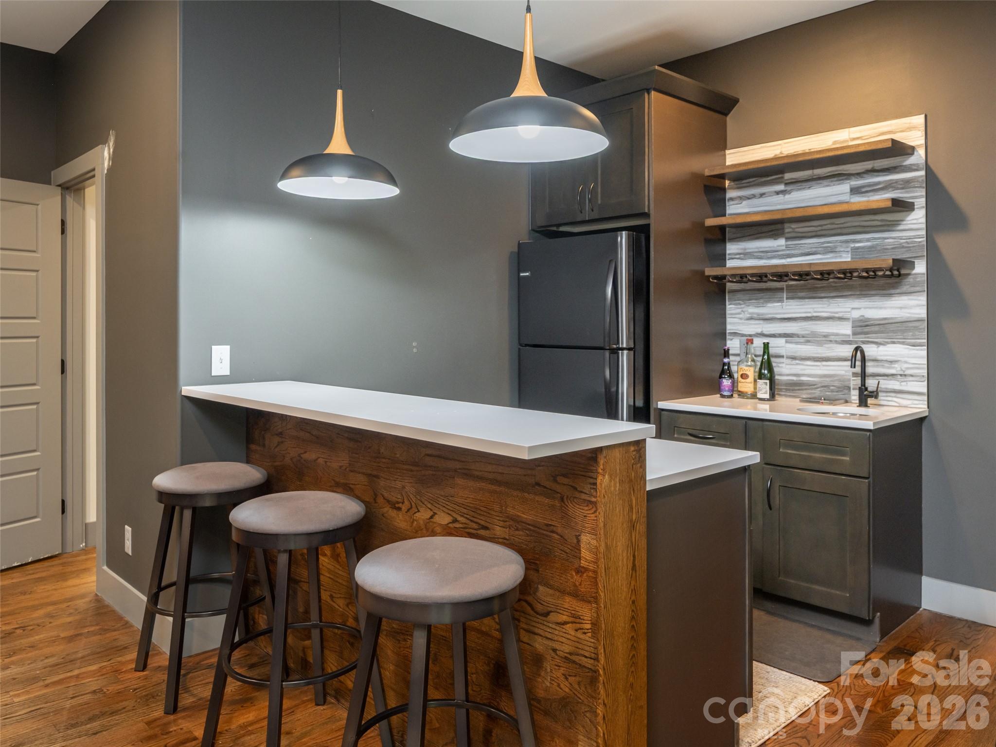 158 Riverview Drive — Asheville