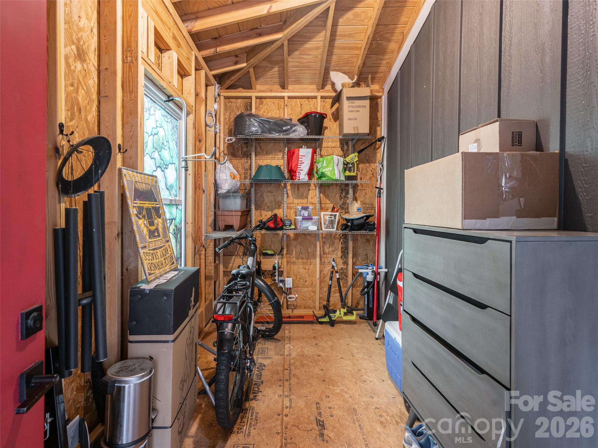 158 Riverview Drive — Asheville