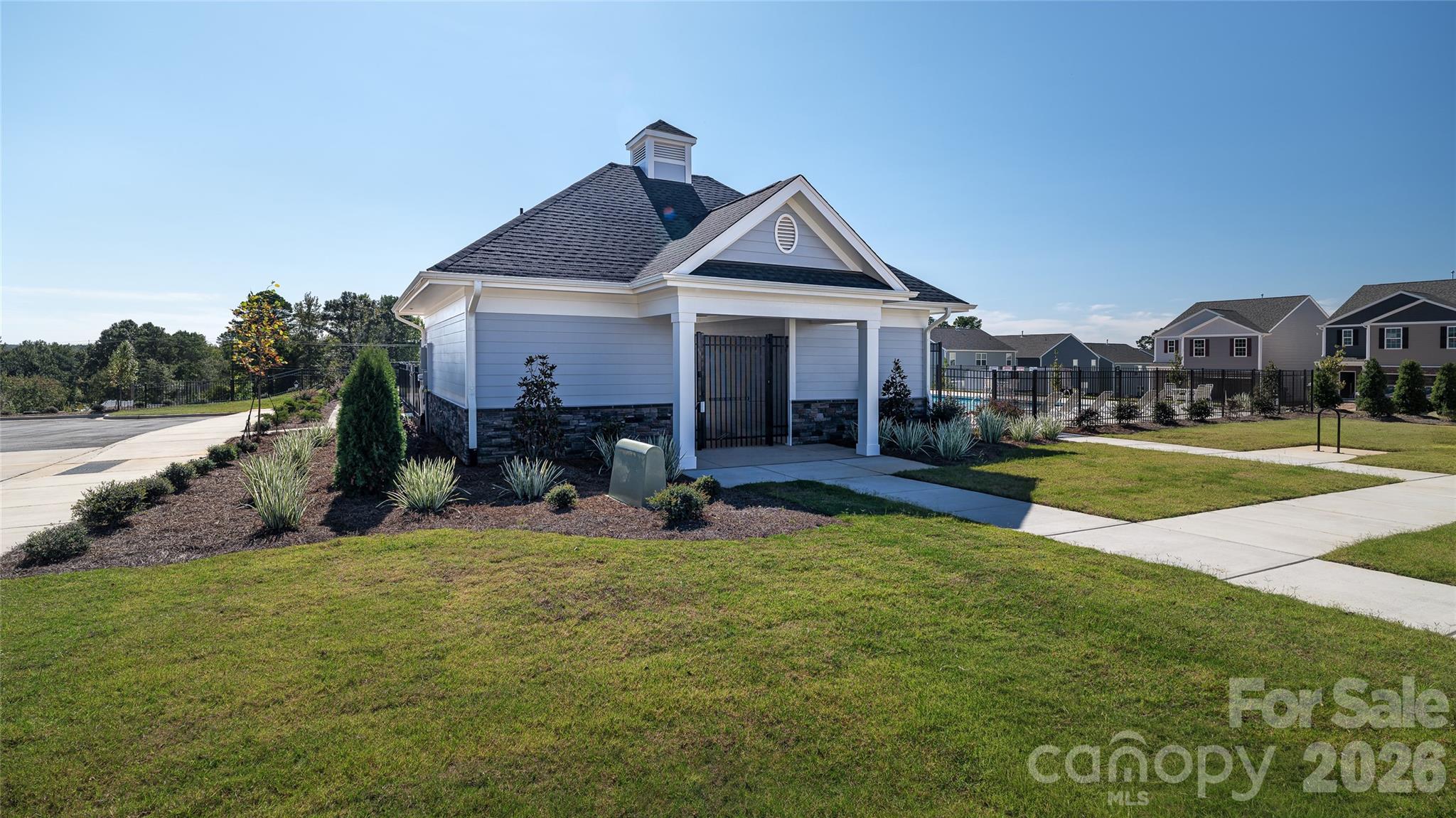 15028 Murrelet Way — Charlotte