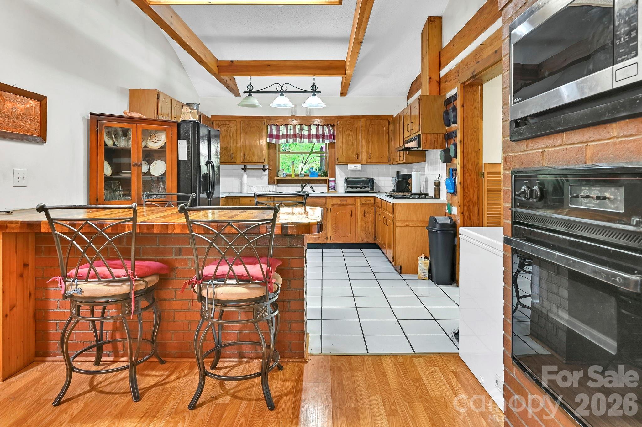 3421 & 3423 Rector Corner Road — Marshall
