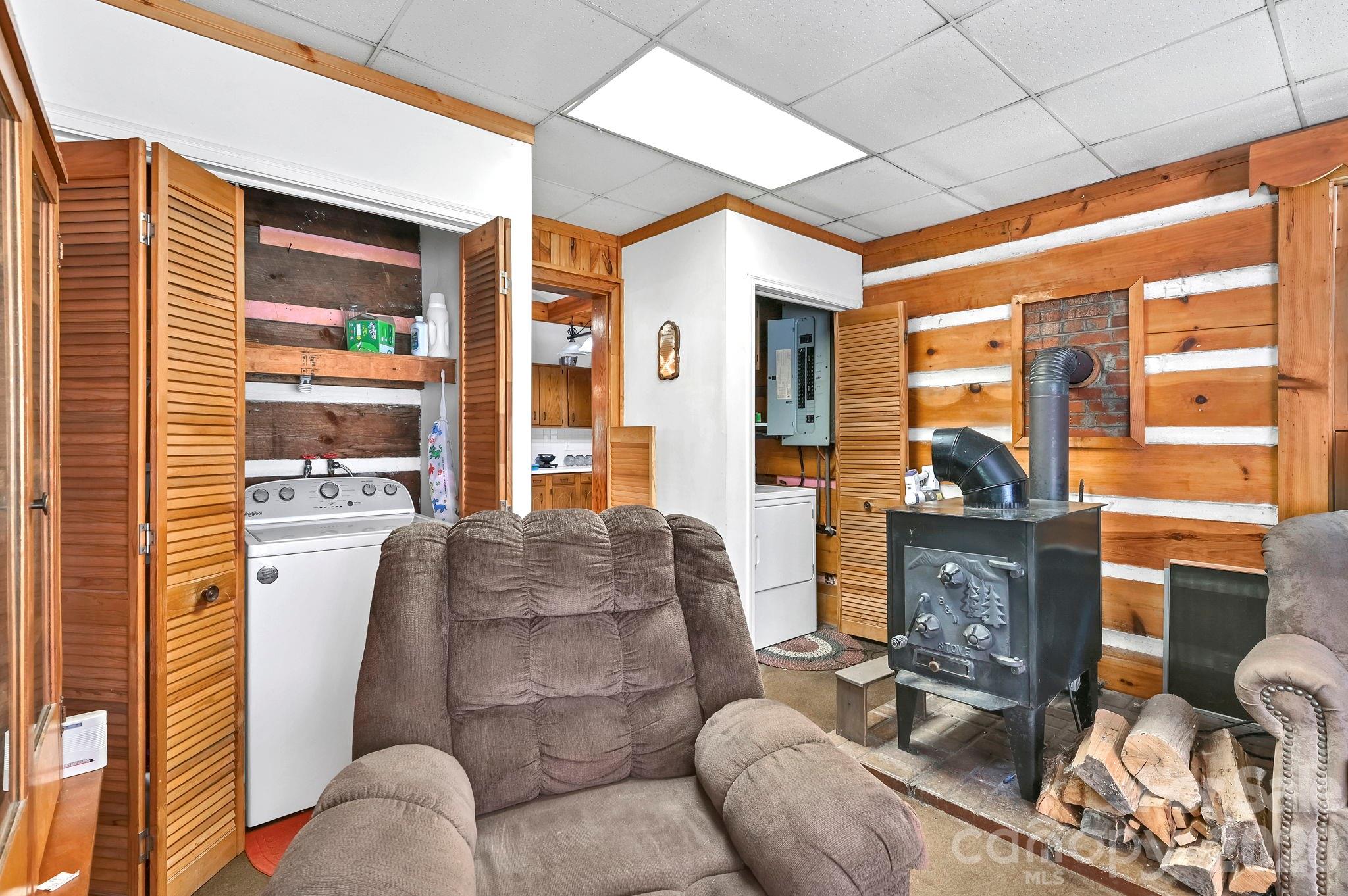 3421 & 3423 Rector Corner Road — Marshall