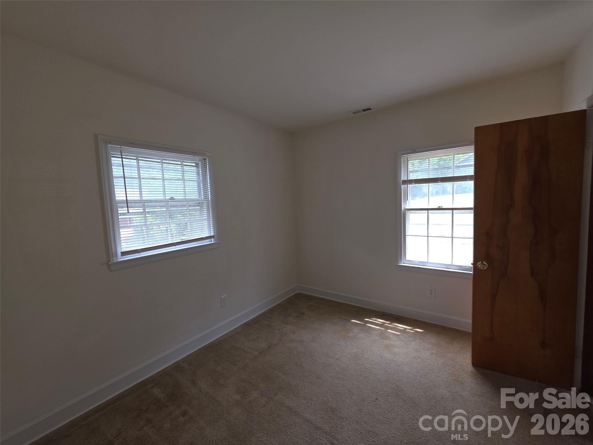 7600 Woodstream Drive — Charlotte