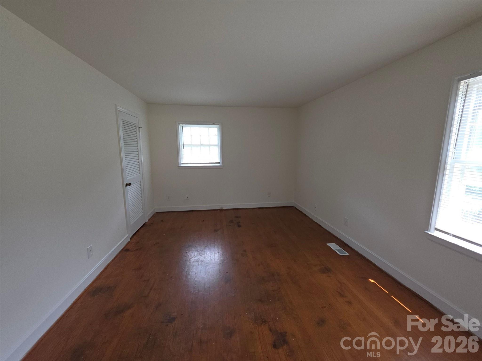 7600 Woodstream Drive — Charlotte