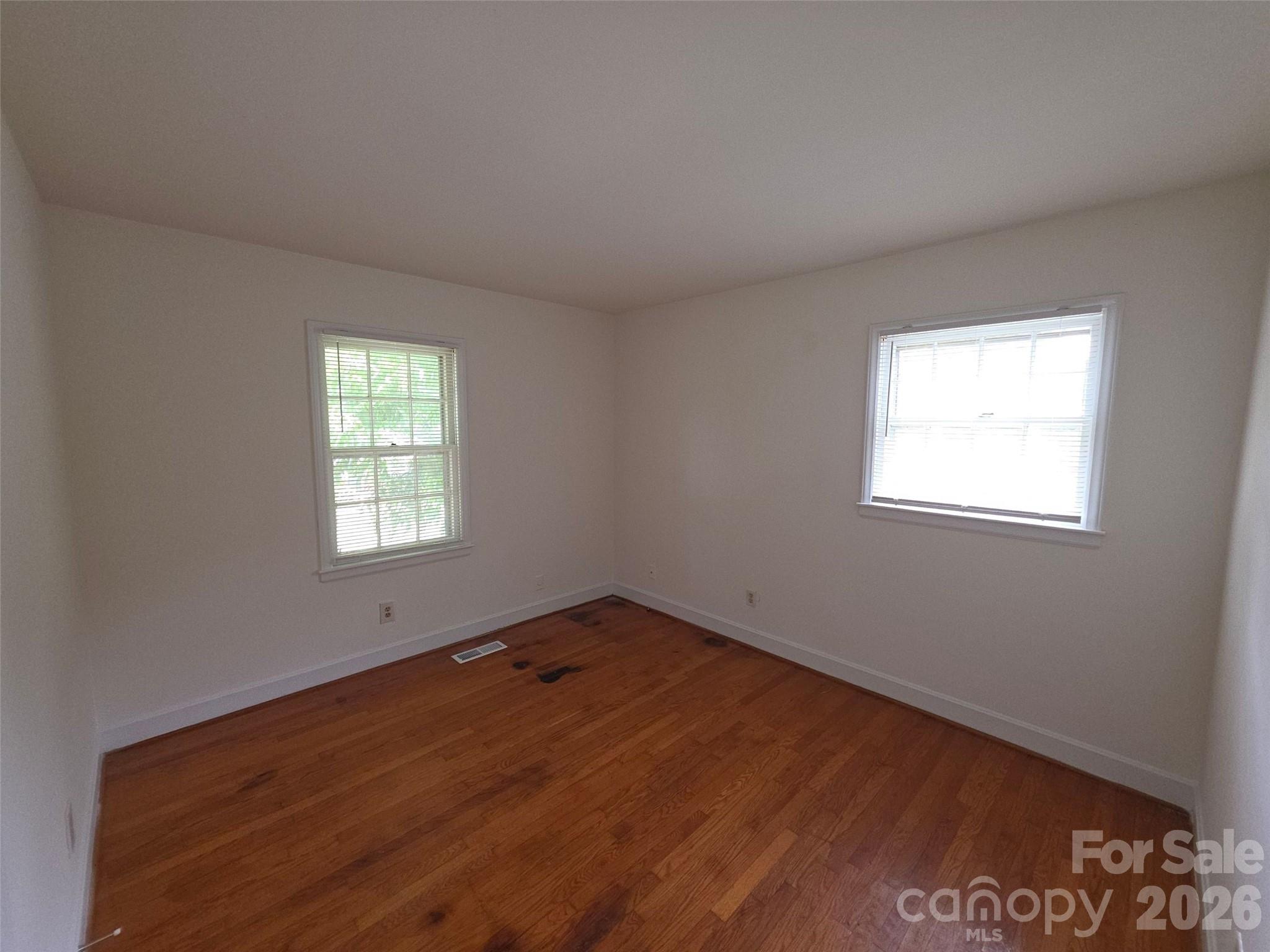 7600 Woodstream Drive — Charlotte
