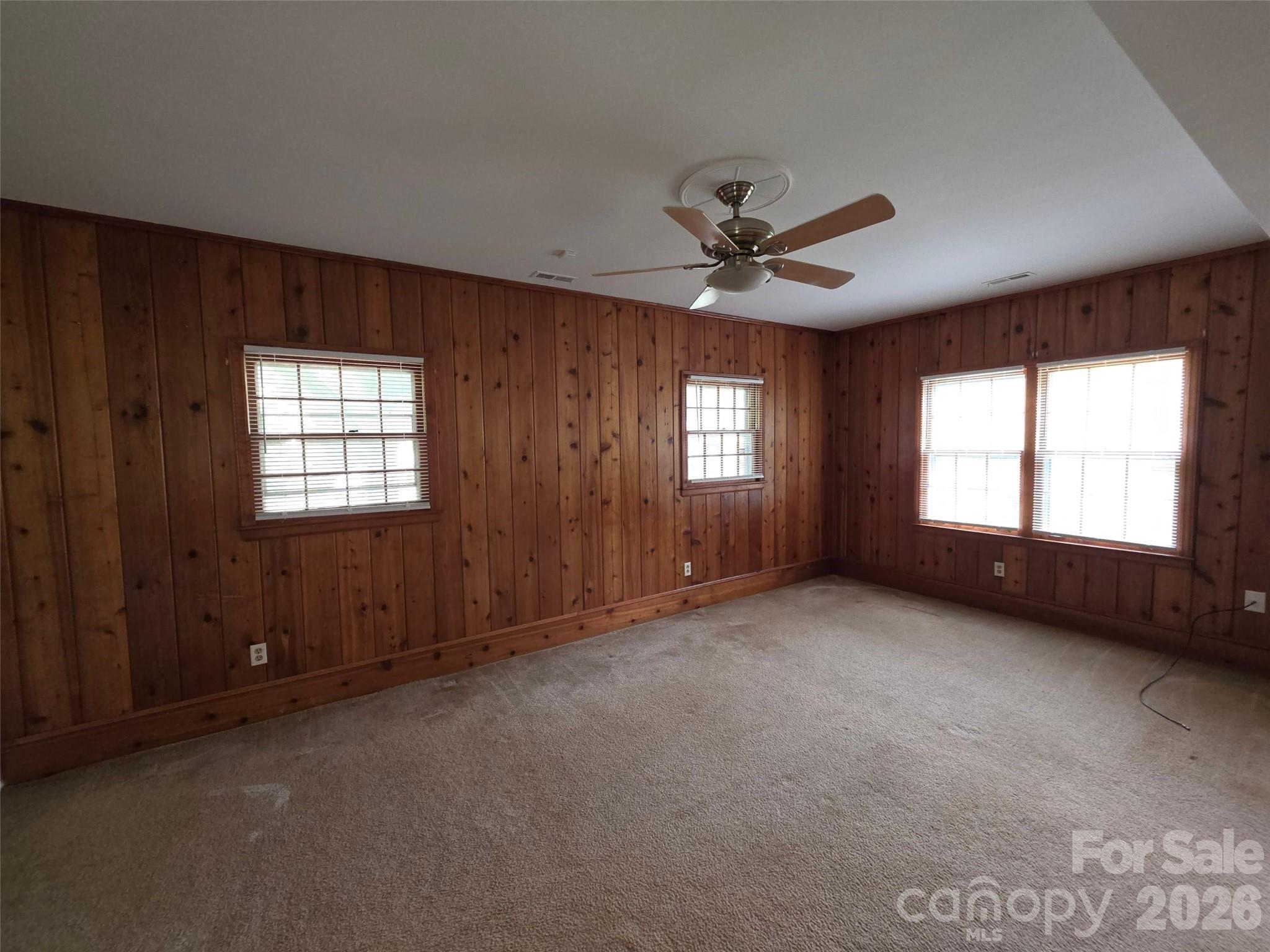 7600 Woodstream Drive — Charlotte